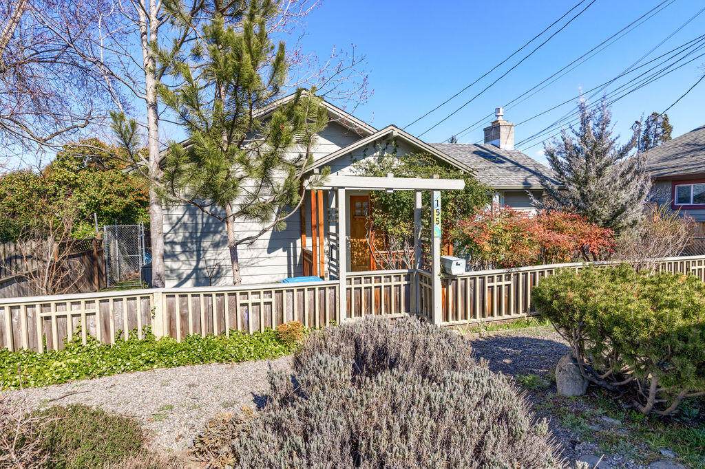 155 Ohio Street - Photo 1