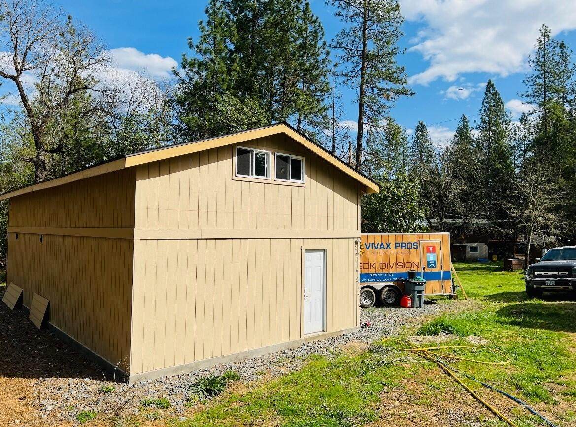 4015 Pleasant Creek Road - Photo 1