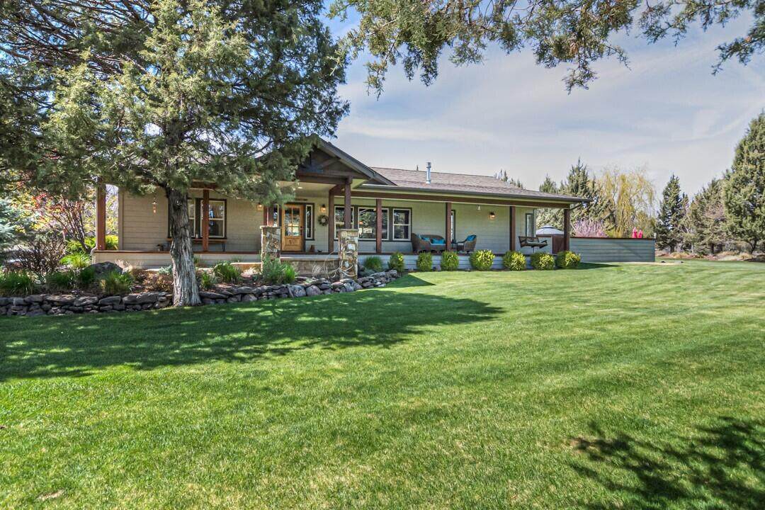 6921 Larch Drive - Photo 1