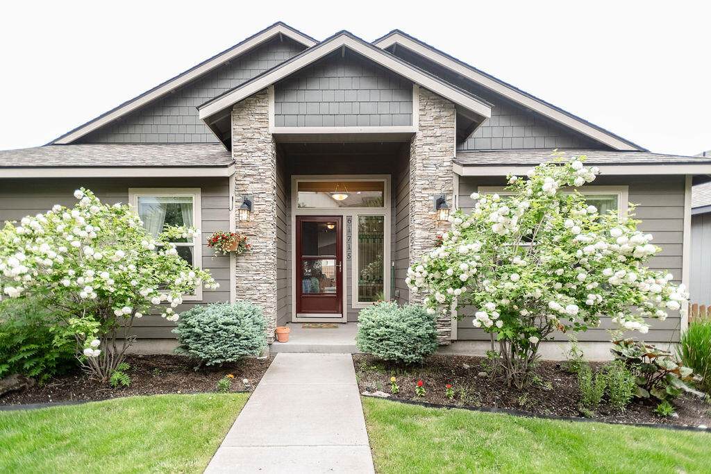 61715 Yarrow Lane - Photo 1