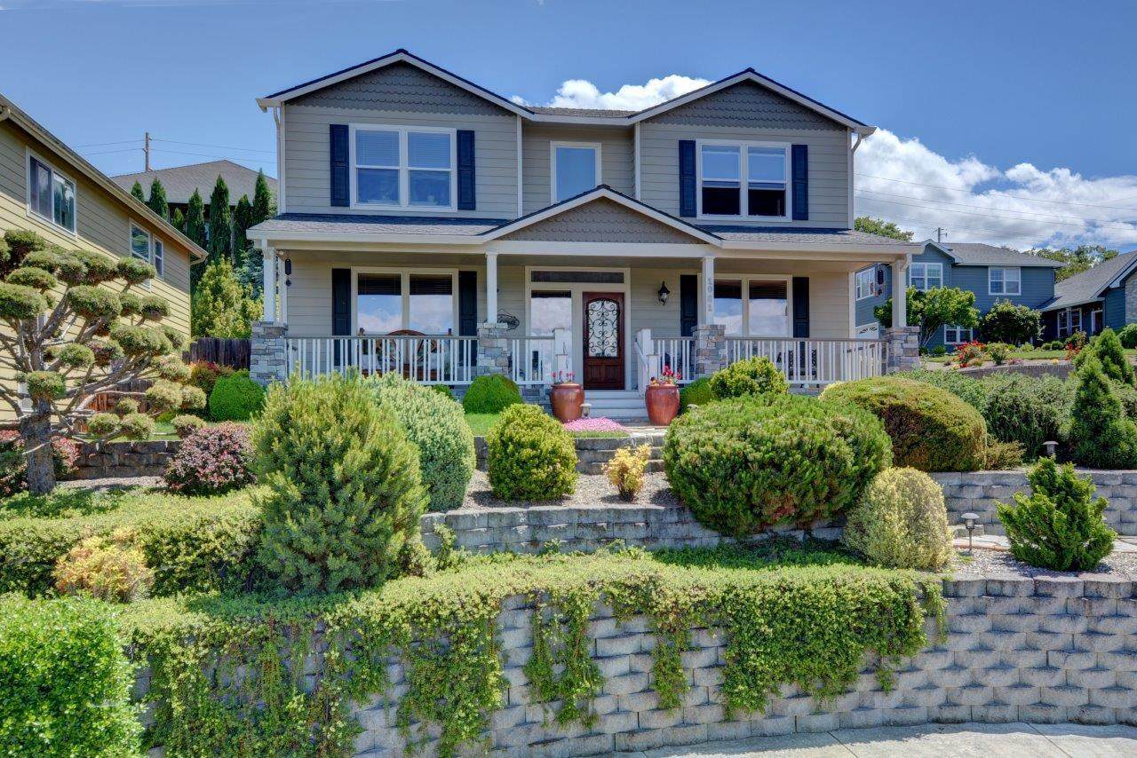 1081 Callaway Drive - Photo 1