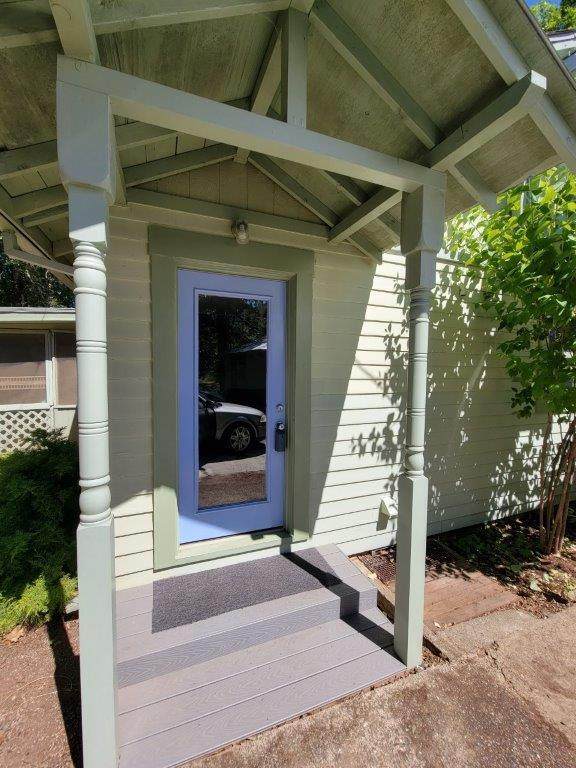 1585 Rockydale Road - Photo 1