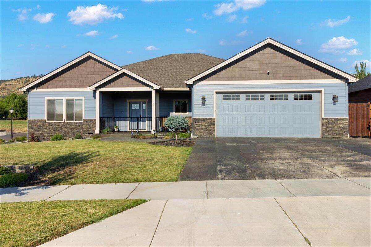 985 Callaway Drive - Photo 1