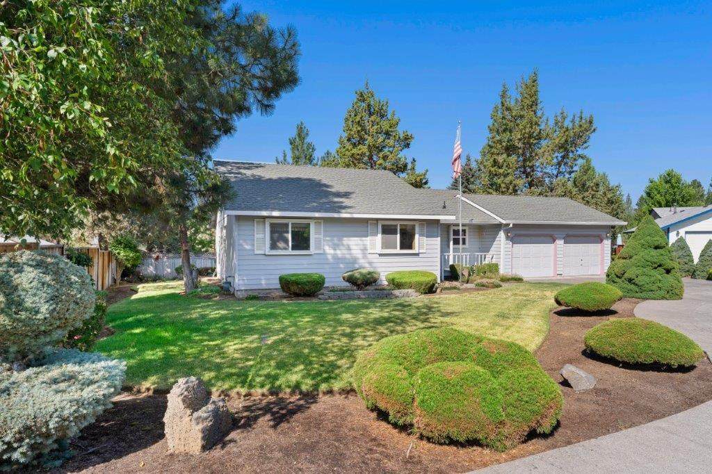 1115 Gatewood Place - Photo 1