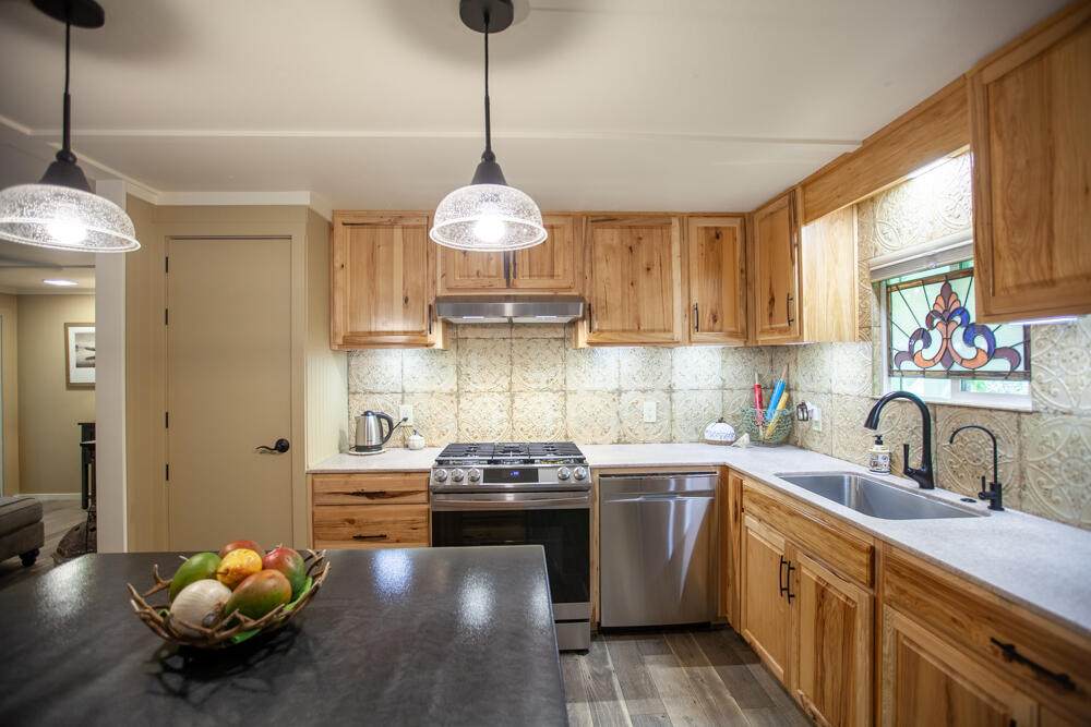 537 Thompson Creek Road - Photo 1