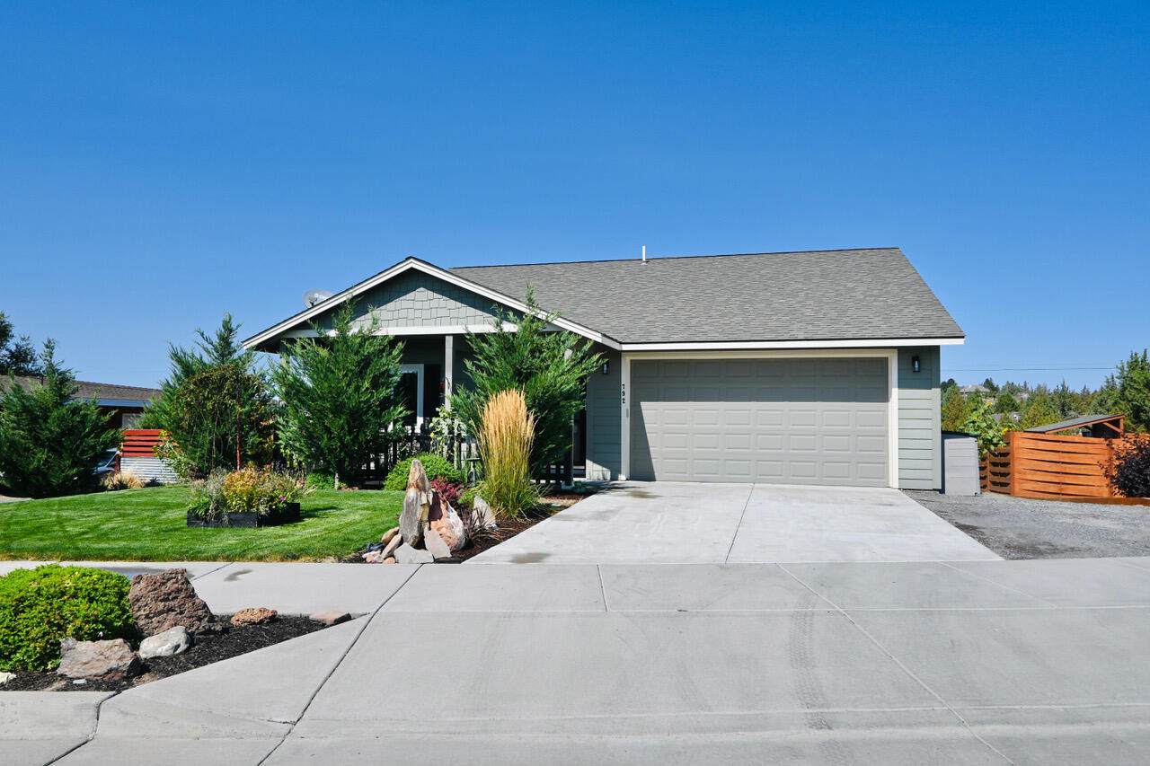 792 Dacotah Court - Photo 1