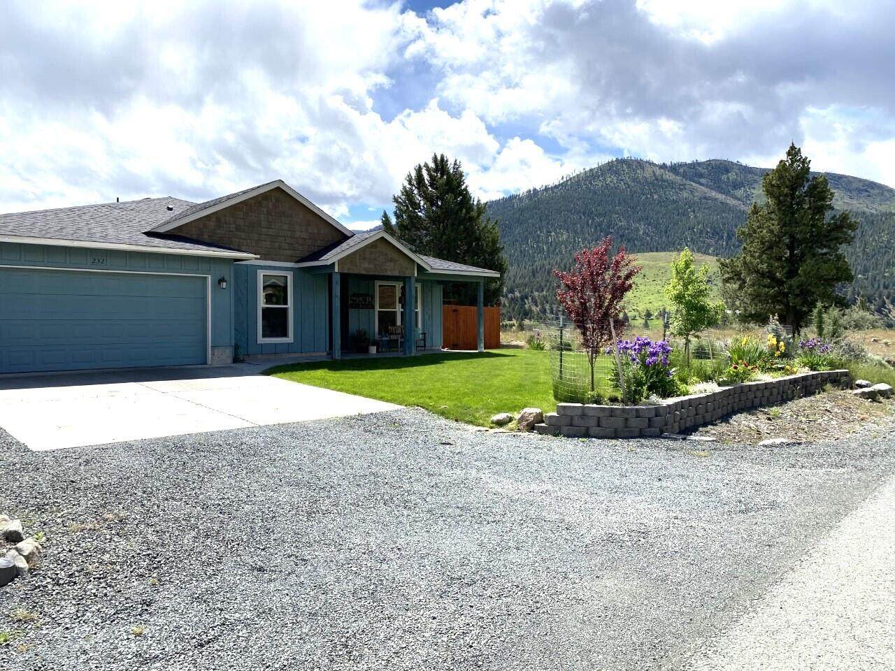 232 Elkview Drive - Photo 1