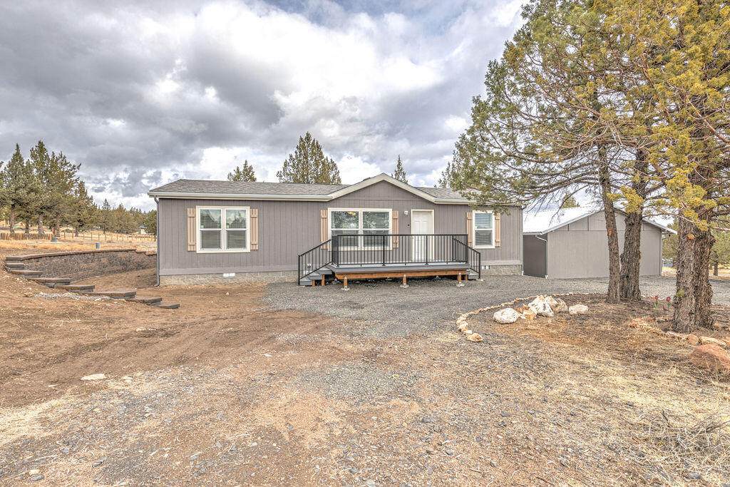 10526 Osborn Avenue - Photo 1