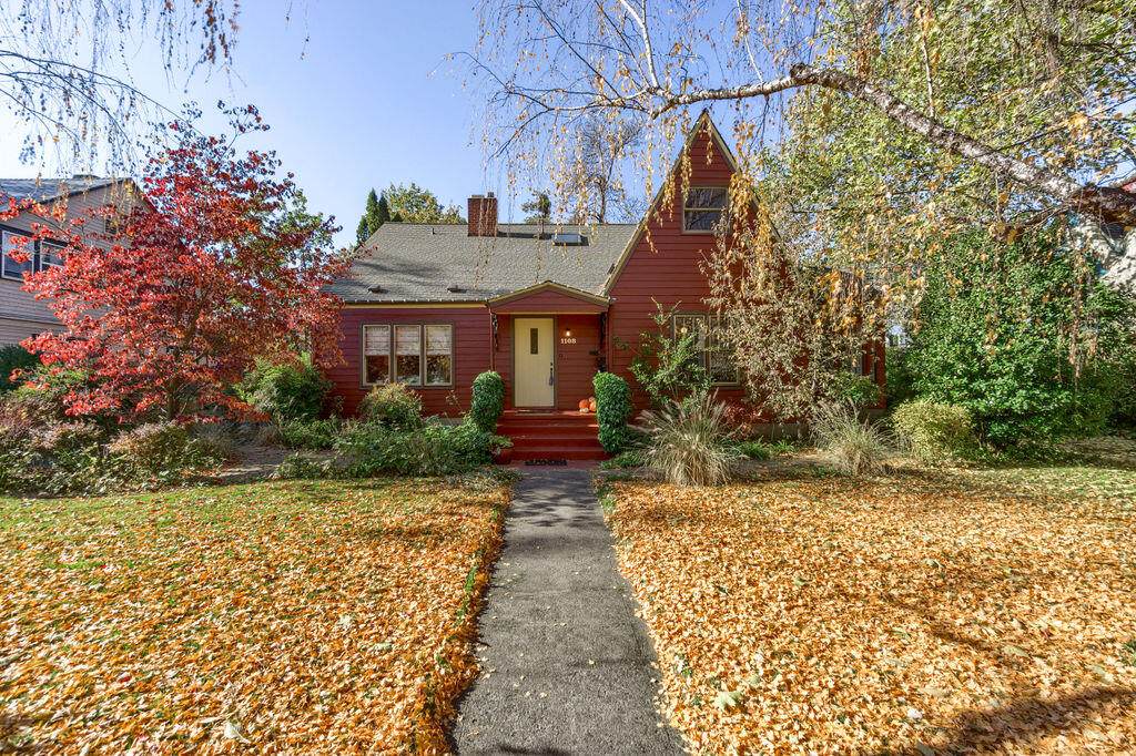 1108 Oakdale Avenue - Photo 1