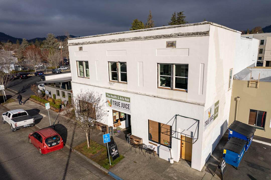 124 D Street - Photo 1