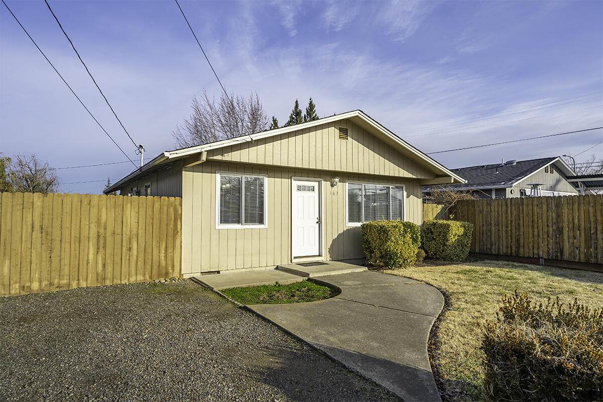 163 Berrydale Avenue - Photo 1
