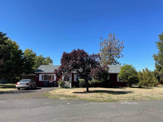 1215 Covina Avenue - Photo 1
