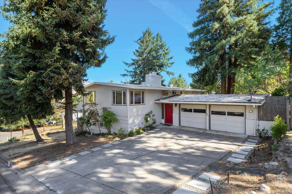 1120 Beswick Way - Photo 1