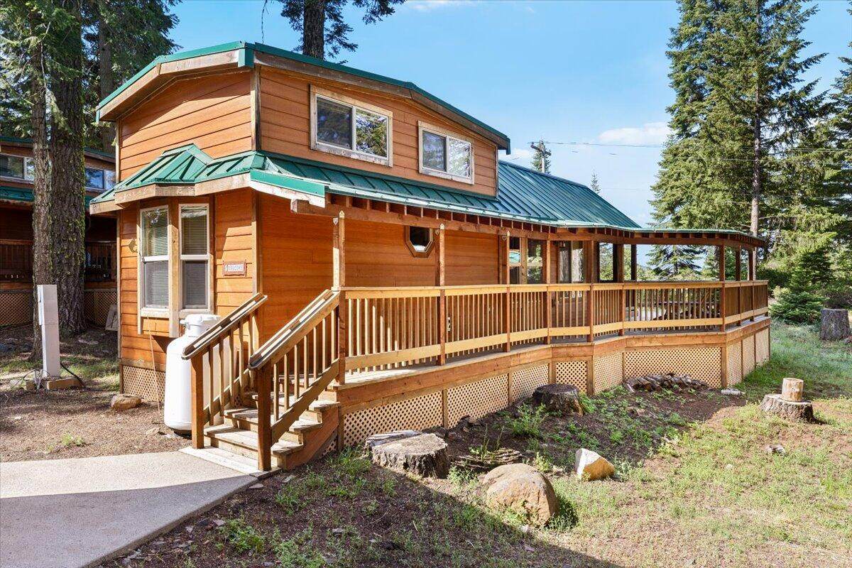 7979 Hyatt Prairie Road - Photo 1