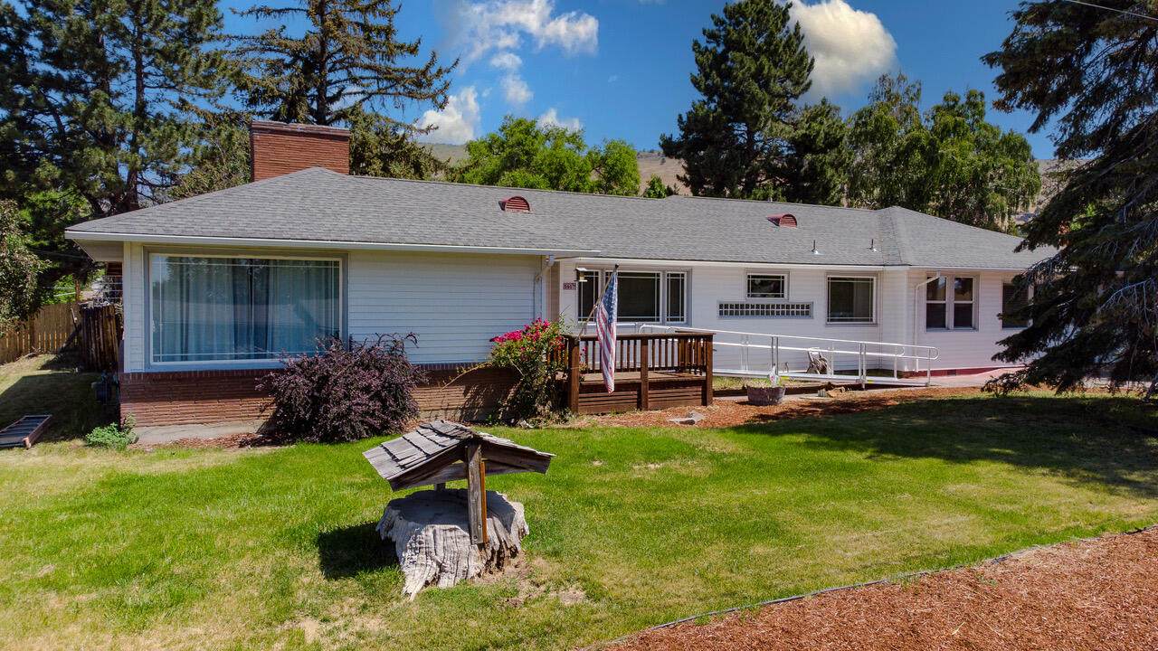 5907 Alva Avenue - Photo 1