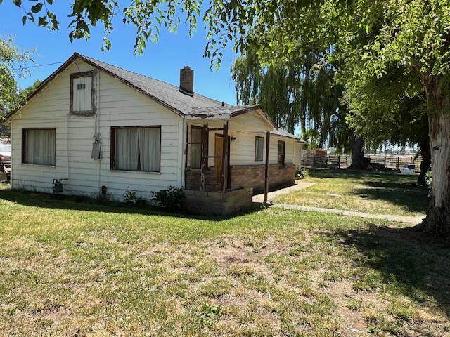 585 Fairgrounds Road - Photo 1