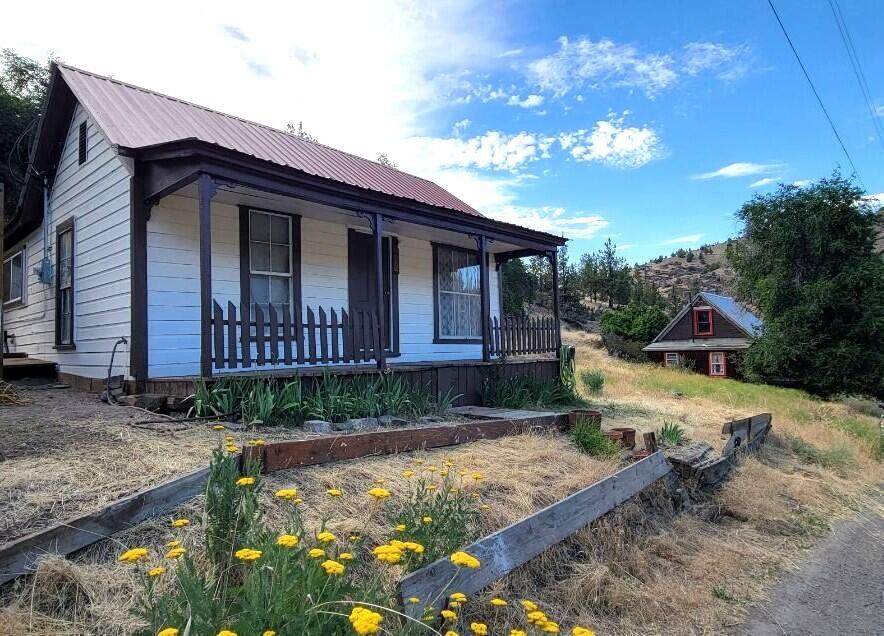 126 Nelson Avenue - Photo 1