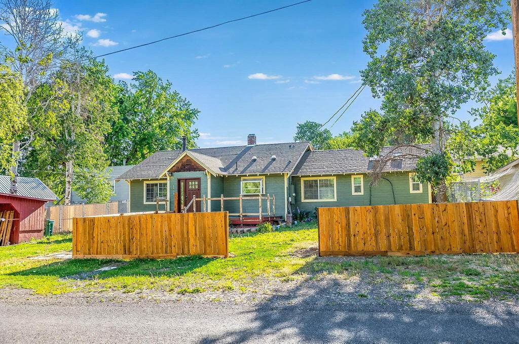 1544 Etna Street - Photo 1