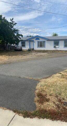 2720 Redwood Avenue - Photo 1