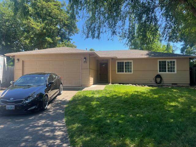 172 Woodbury Court - Photo 1