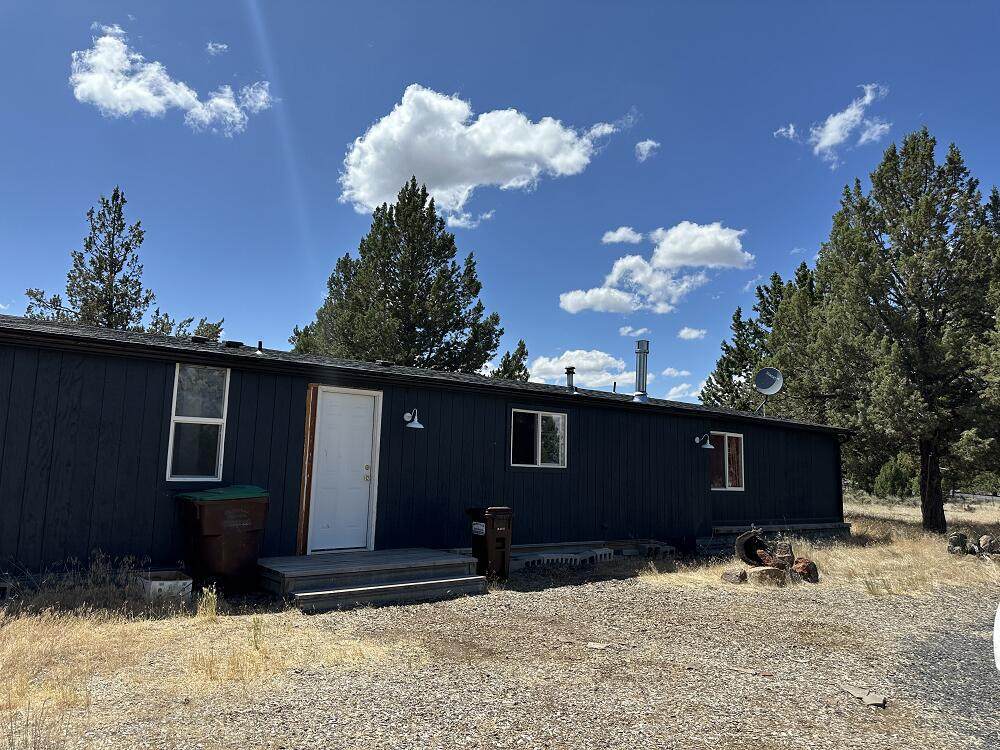 1502 Akins Drive - Photo 1