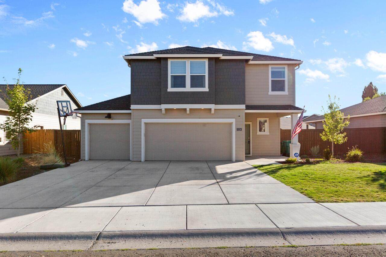 5124 Amberview Lane - Photo 1