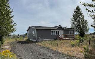 58282 Maple Circle - Photo 1