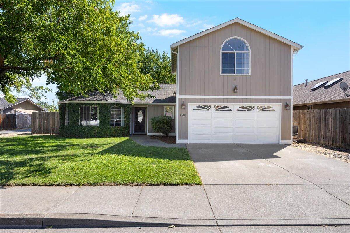 2530 Seneca Street - Photo 1