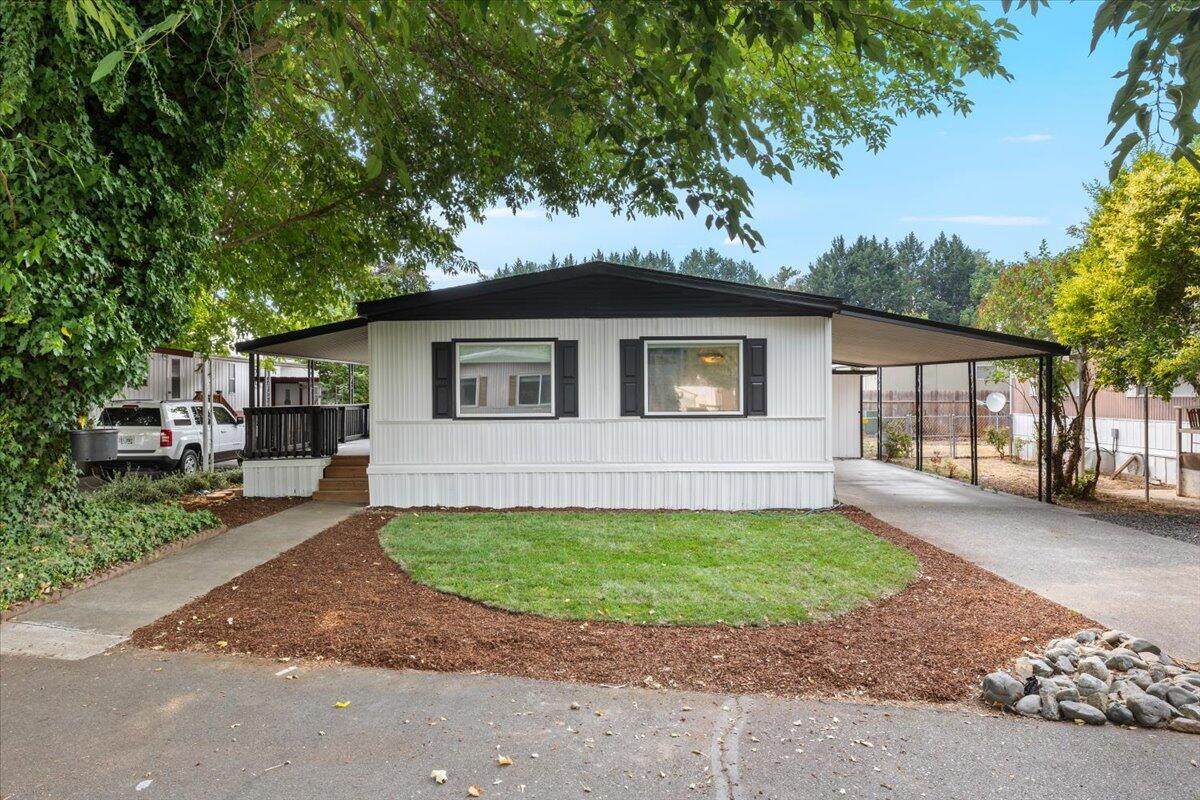 333 Beechwood Drive - Photo 1