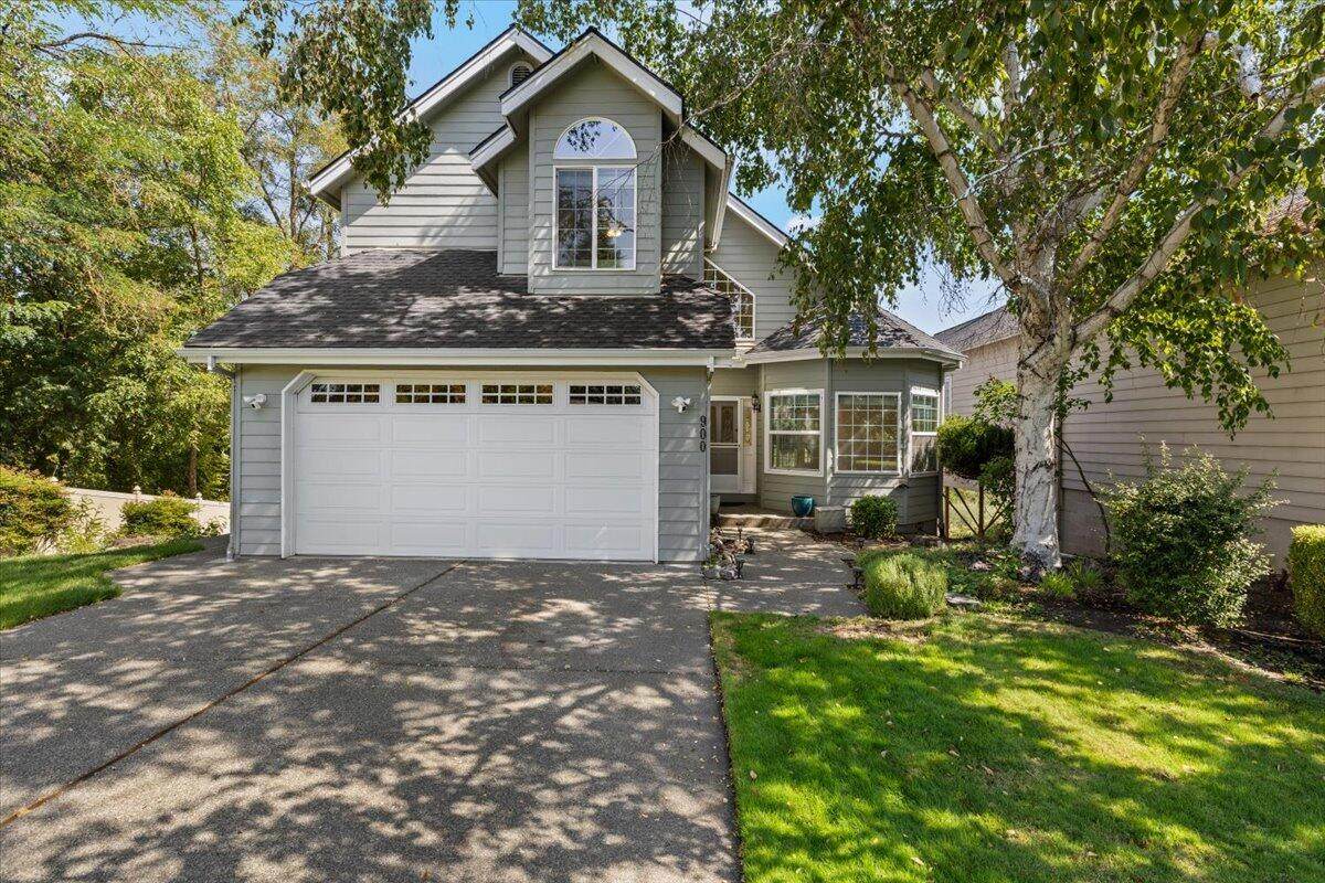 900 Mystic Drive - Photo 1