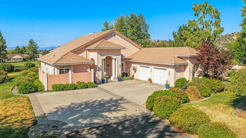 3120 Shield Crest Drive - Photo 1