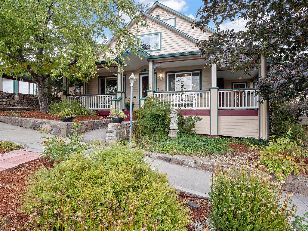 328 Grant Street - Photo 1