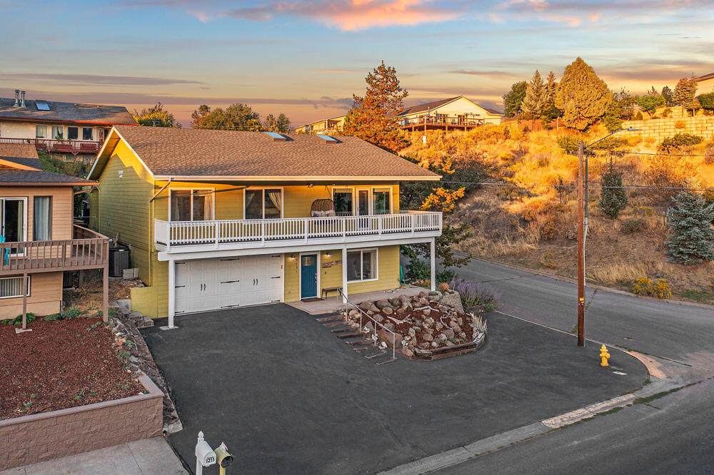 1201 Front Street - Photo 1