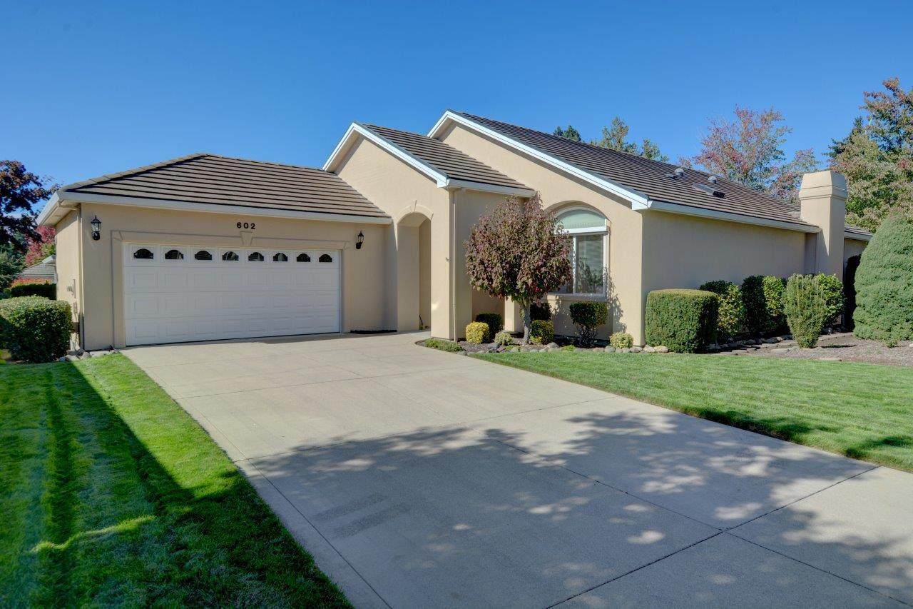 602 Summerwood Drive - Photo 1