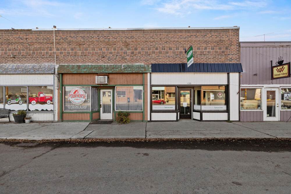 133 Front Street - Photo 1