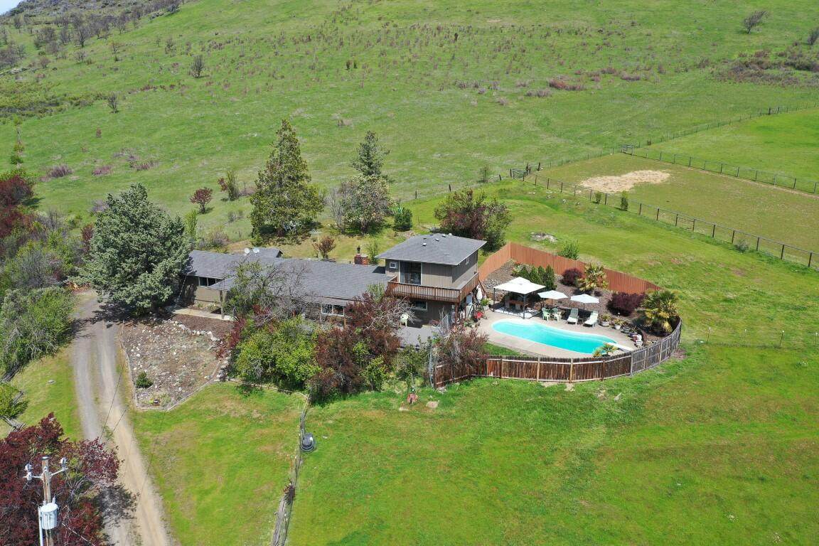 4675 Highway 66 - Photo 1