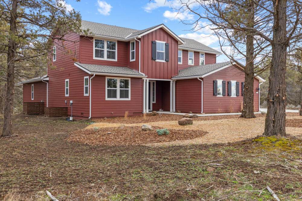 1217 Vine Maple Drive - Photo 1