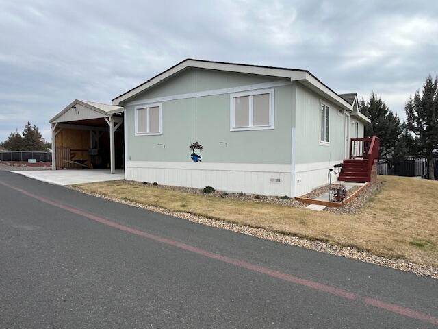 6100 Highway 97 - Photo 1