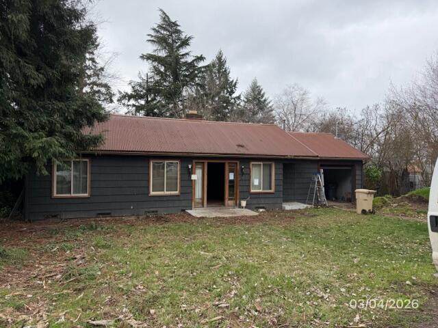 215 Hillhouse Avenue - Photo 1