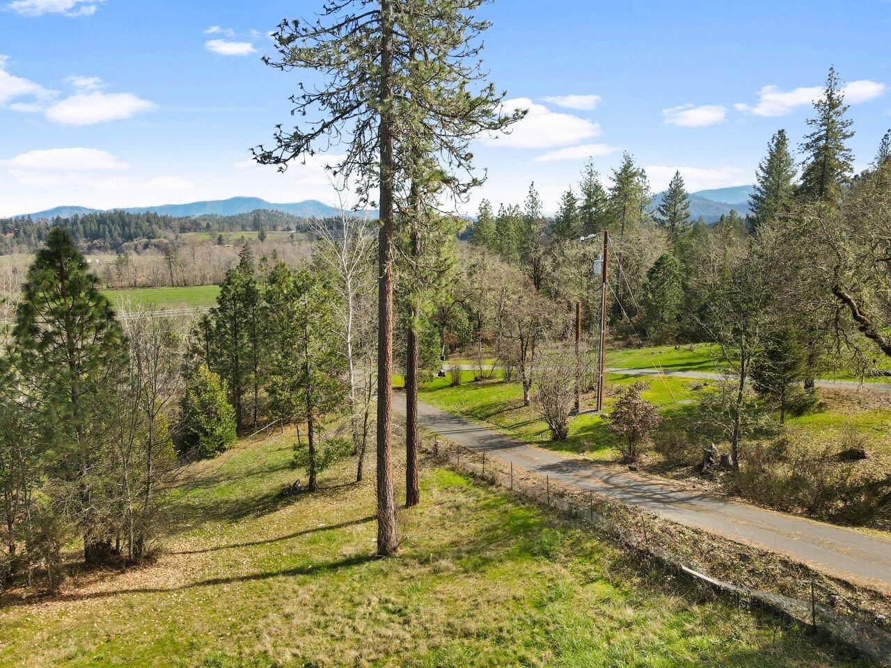 1100 Riverbanks Road - Photo 1