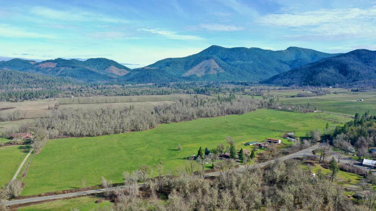 6795 Holland Loop Road - Photo 1