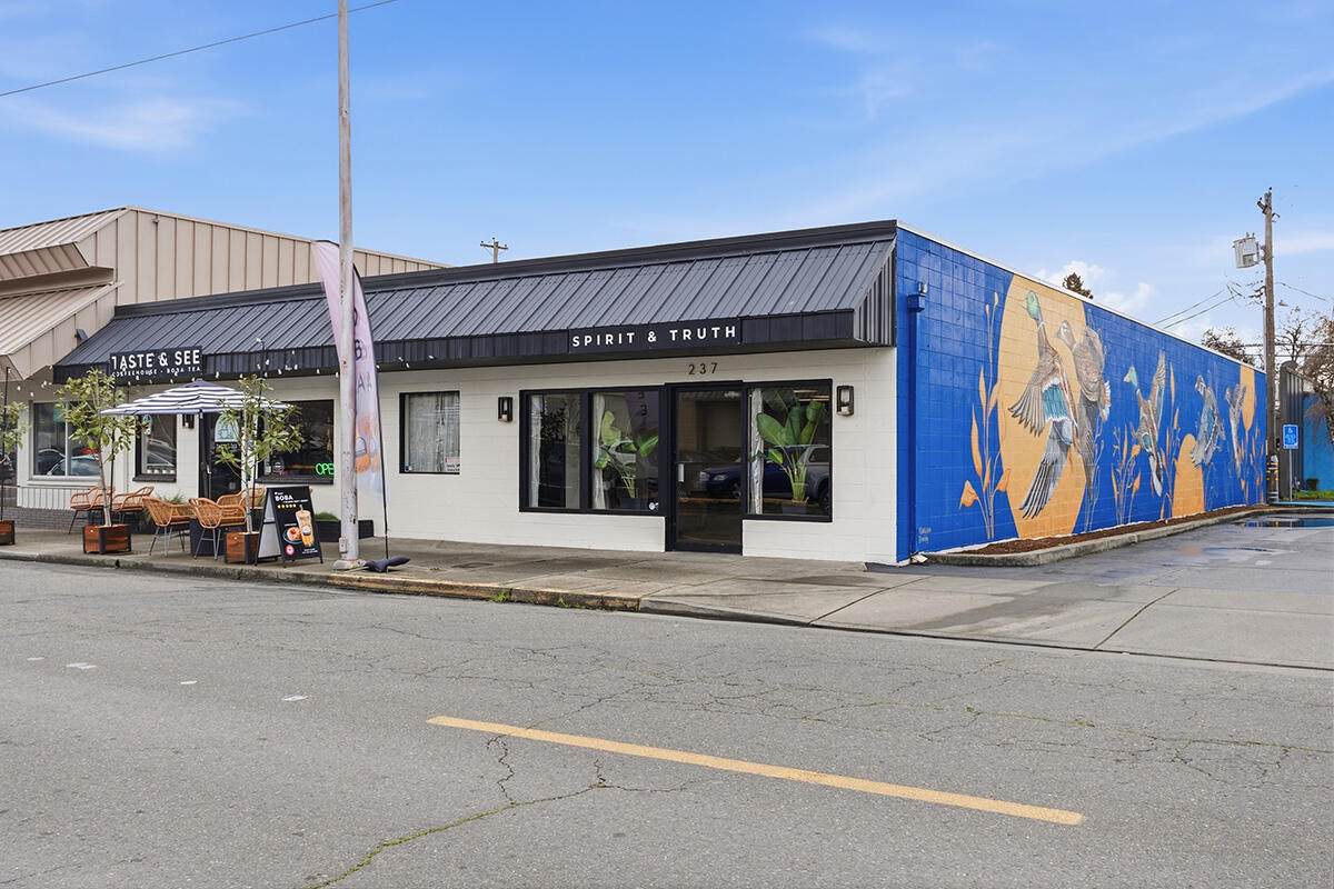 237 G Street - Photo 1