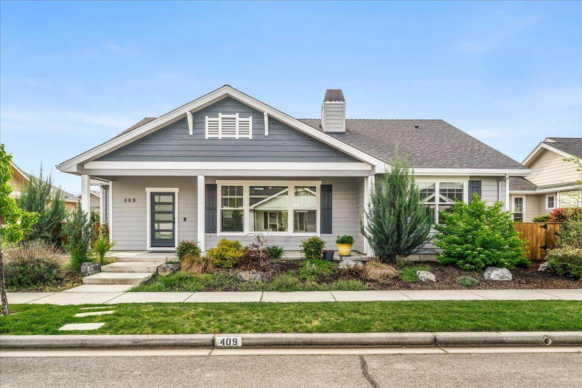 409 Castle Rock Drive - Photo 1