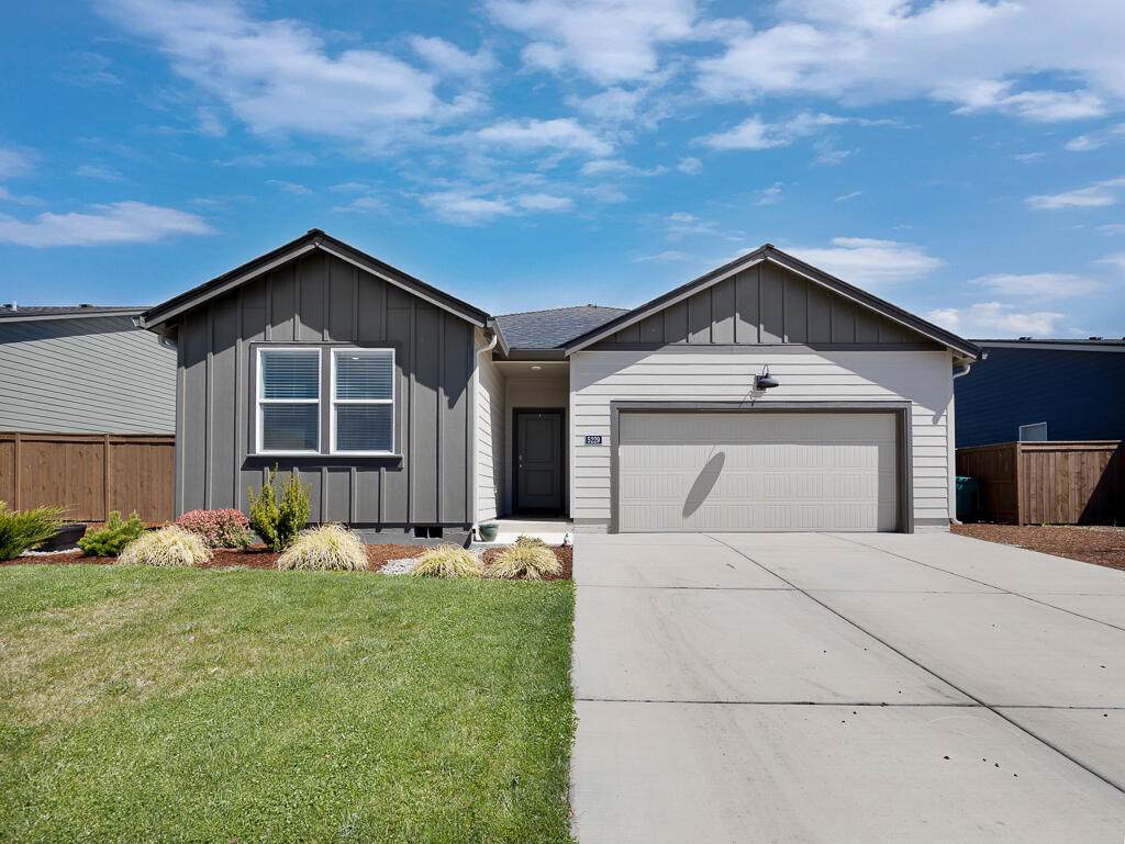 5229 Amberview Lane - Photo 1