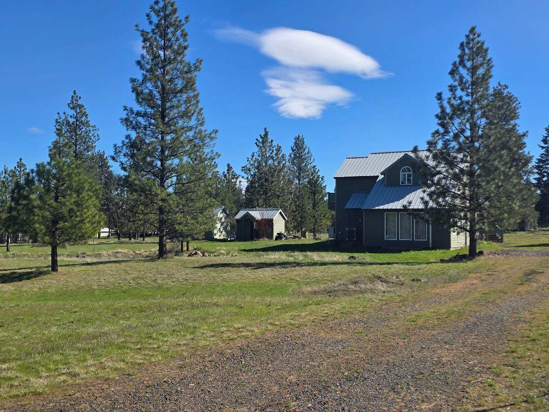 271 Fairway Road - Photo 1