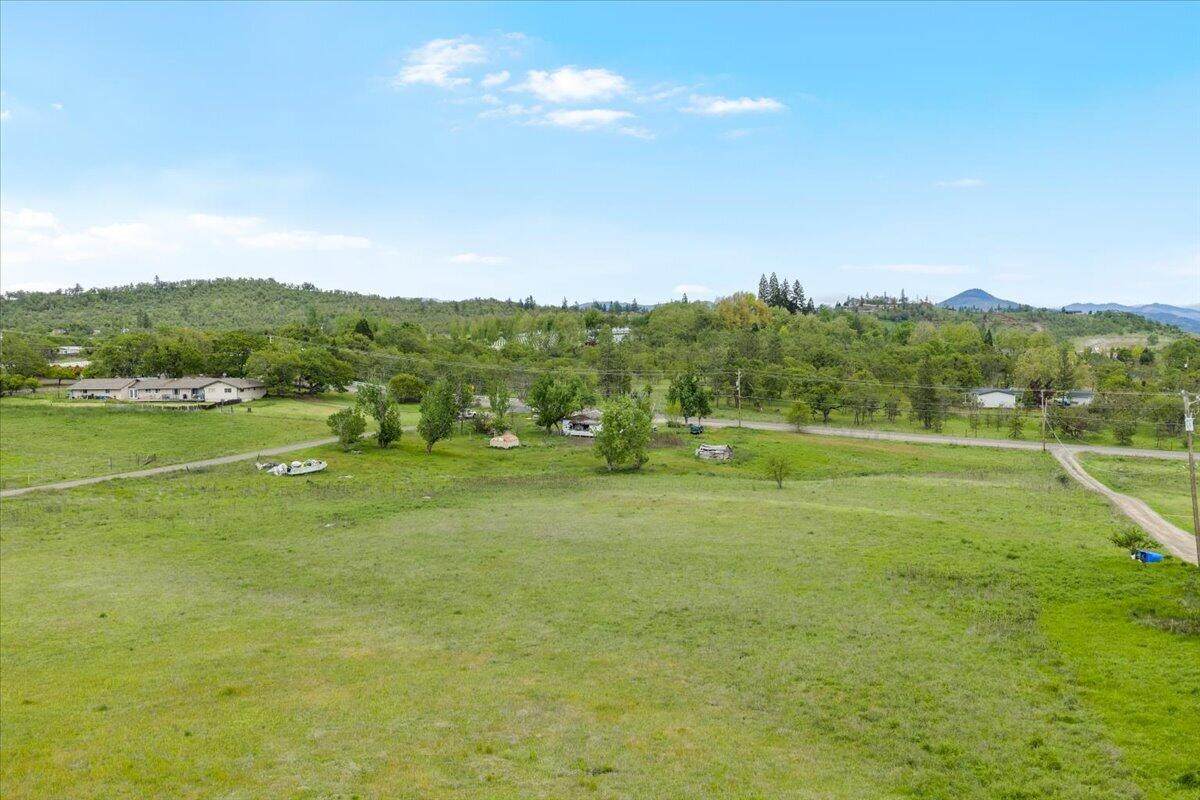 963 Stevens Road - Photo 1