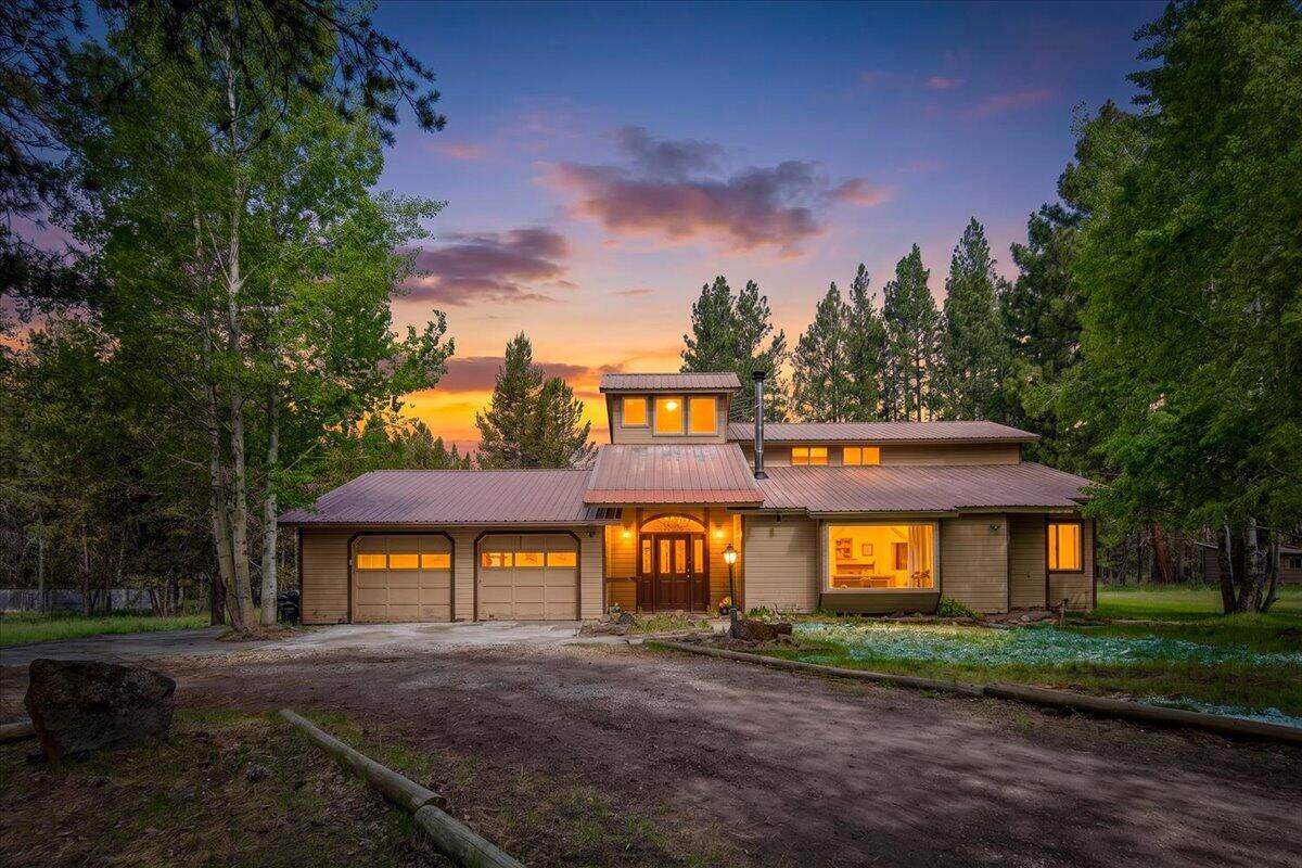 54715 Silver Fox Drive - Photo 1