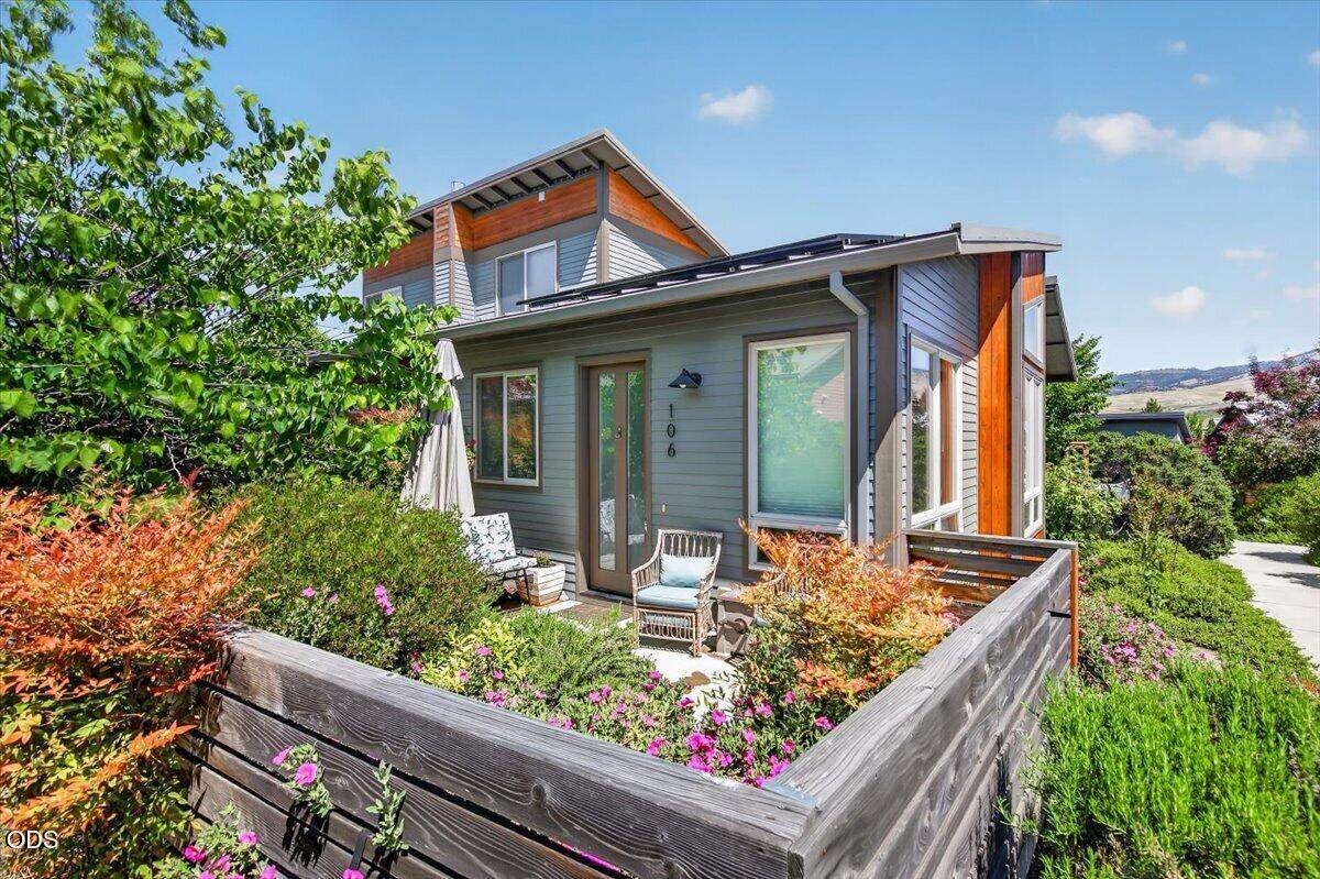 106 Dunn Circle - Photo 1