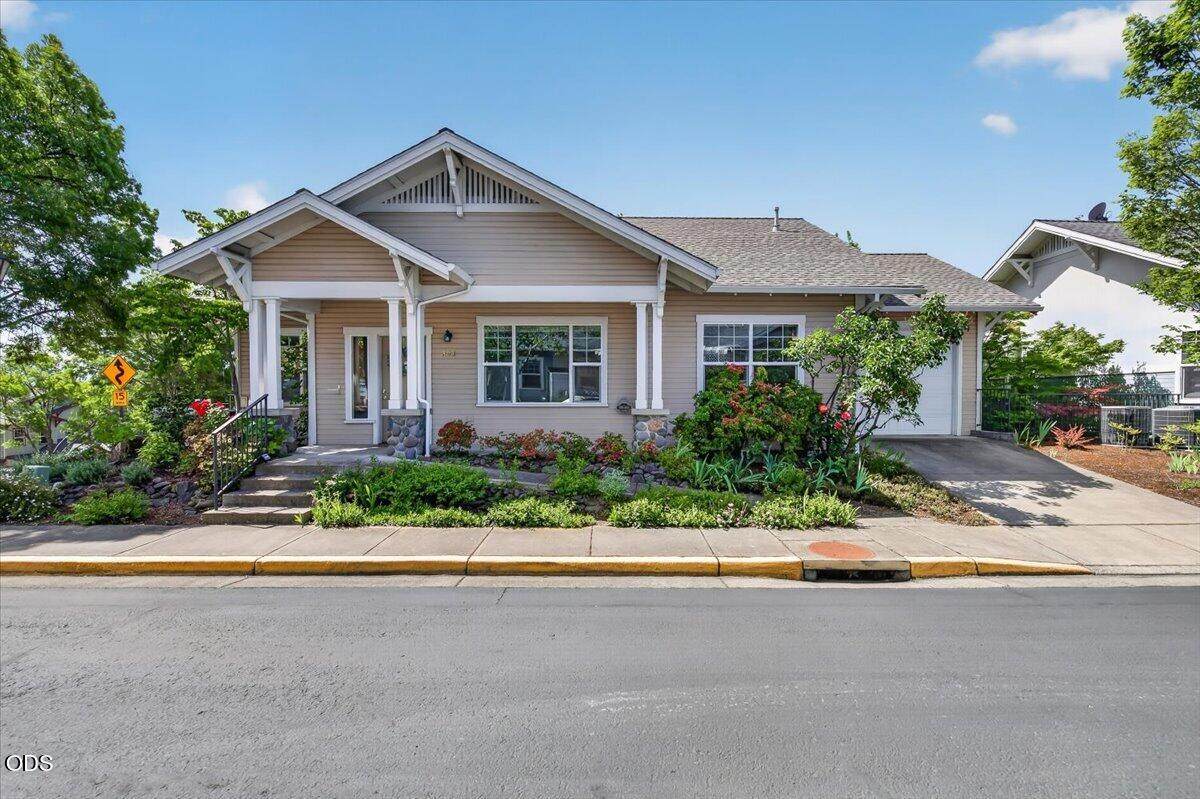 846 Stony Point - Photo 1