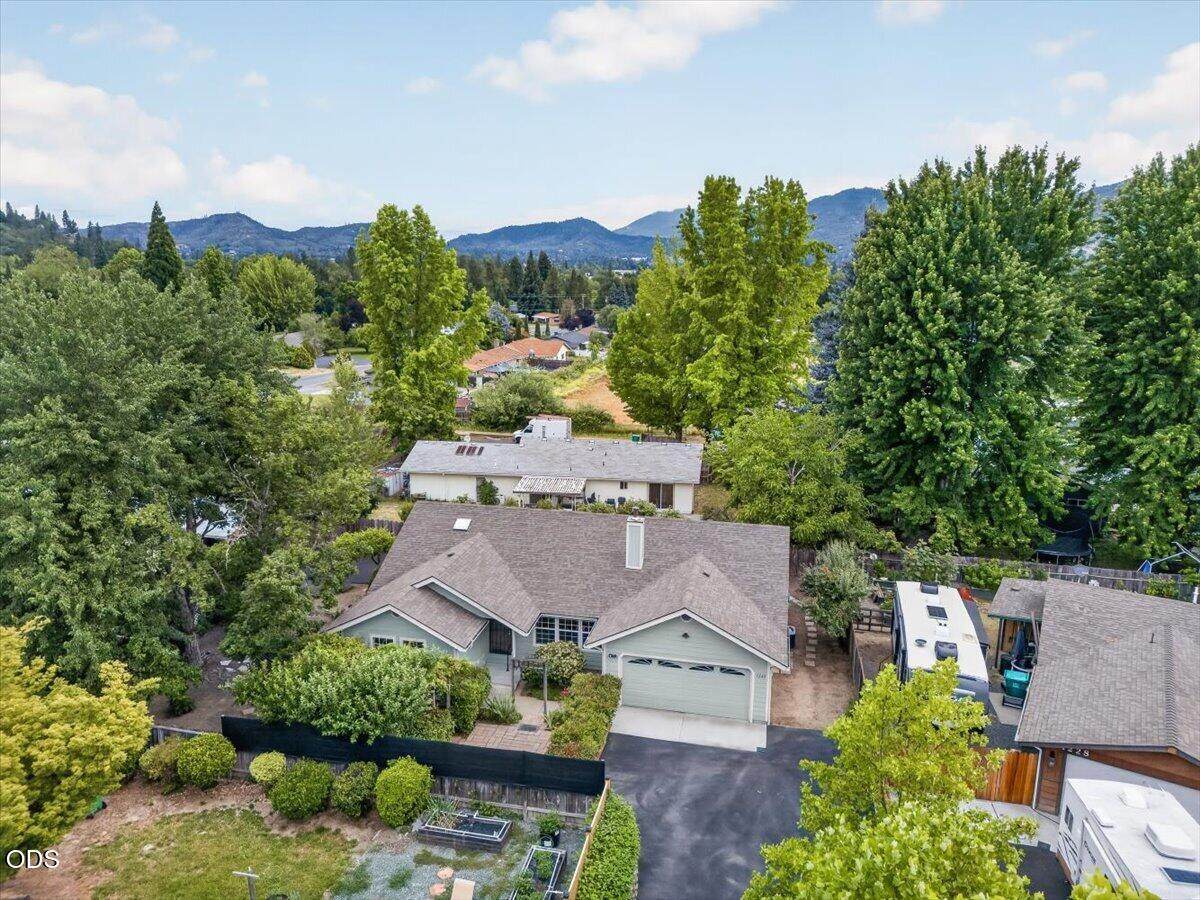 1222 Monroe Way - Photo 1